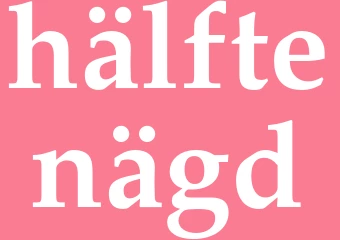 Synonym hälftenägd