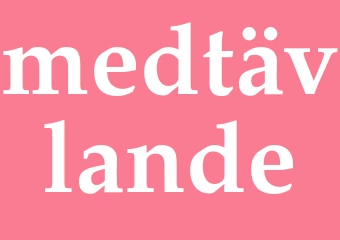 Synonym medtävlande