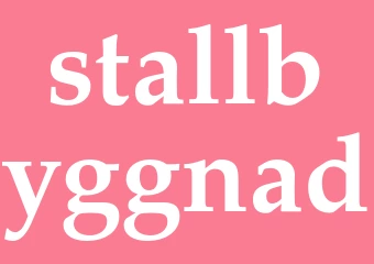 Synonym stallbyggnad