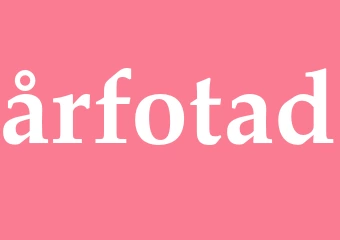 Synonym årfotad